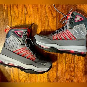 Nile Zoom Superdome Waterproof boots